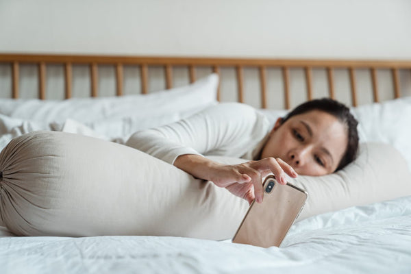 Body Pillows: What Are They & Are They Any Good?